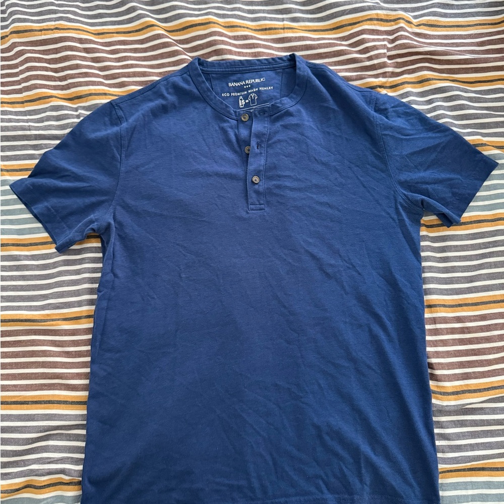 Banana Republic Blue Henley T-shirt